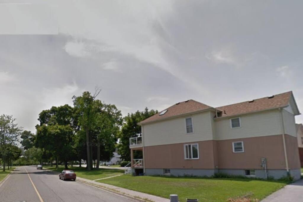 Peaceful Residence On Palmer Ave - Close To The Falls & Complimentary Breakfast Delivered Daily To The Rental Niagara Falls Extérieur photo