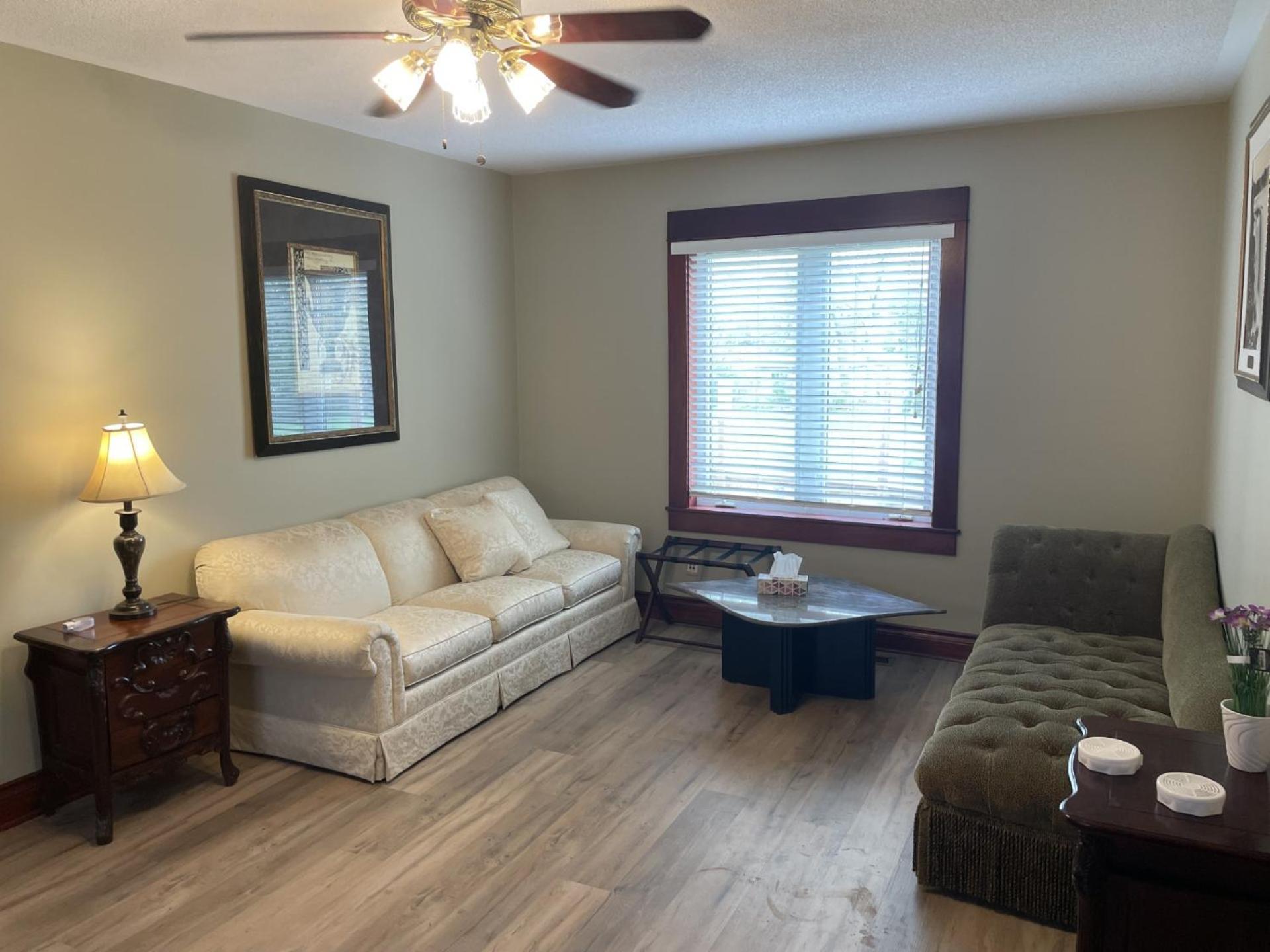 Peaceful Residence On Palmer Ave - Close To The Falls & Complimentary Breakfast Delivered Daily To The Rental Niagara Falls Extérieur photo